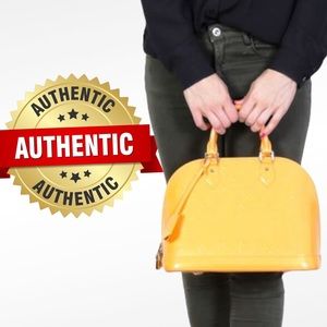 💕✨RARE✨💕 LV ALMA Yellow Vernis